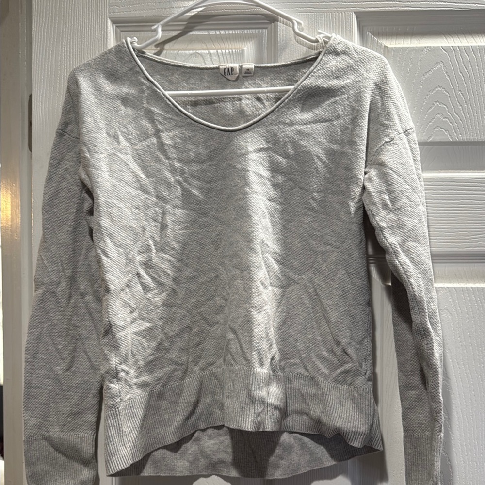 GAP Heather Gray Knit Top
